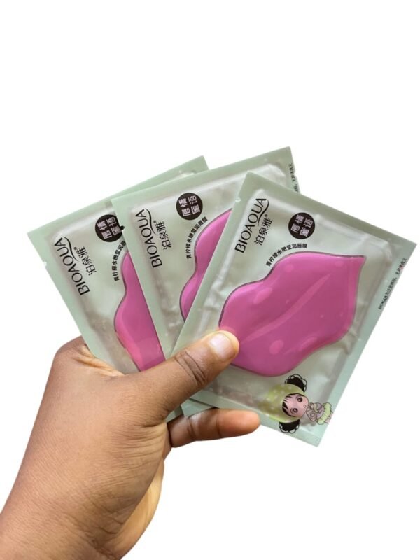 LIP MASK