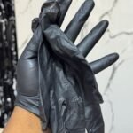 DISPOSABLE NITRILE GLOVES TWO HANDS